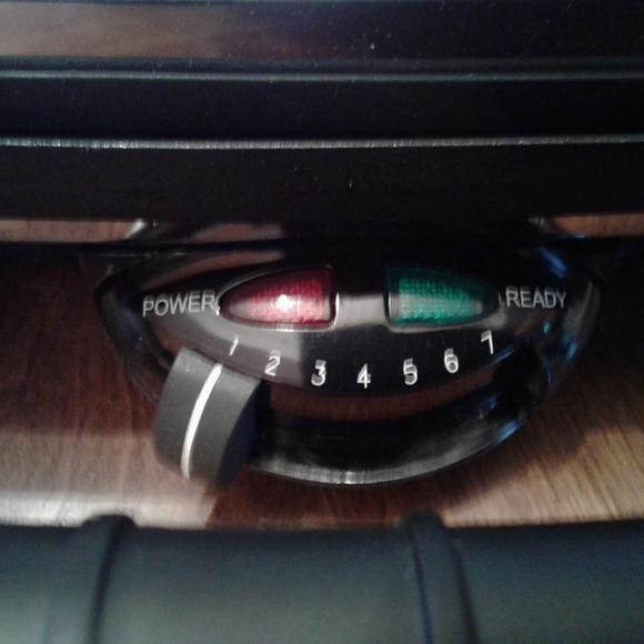 Ariete Grill with European Plug - Picture 2 of 8